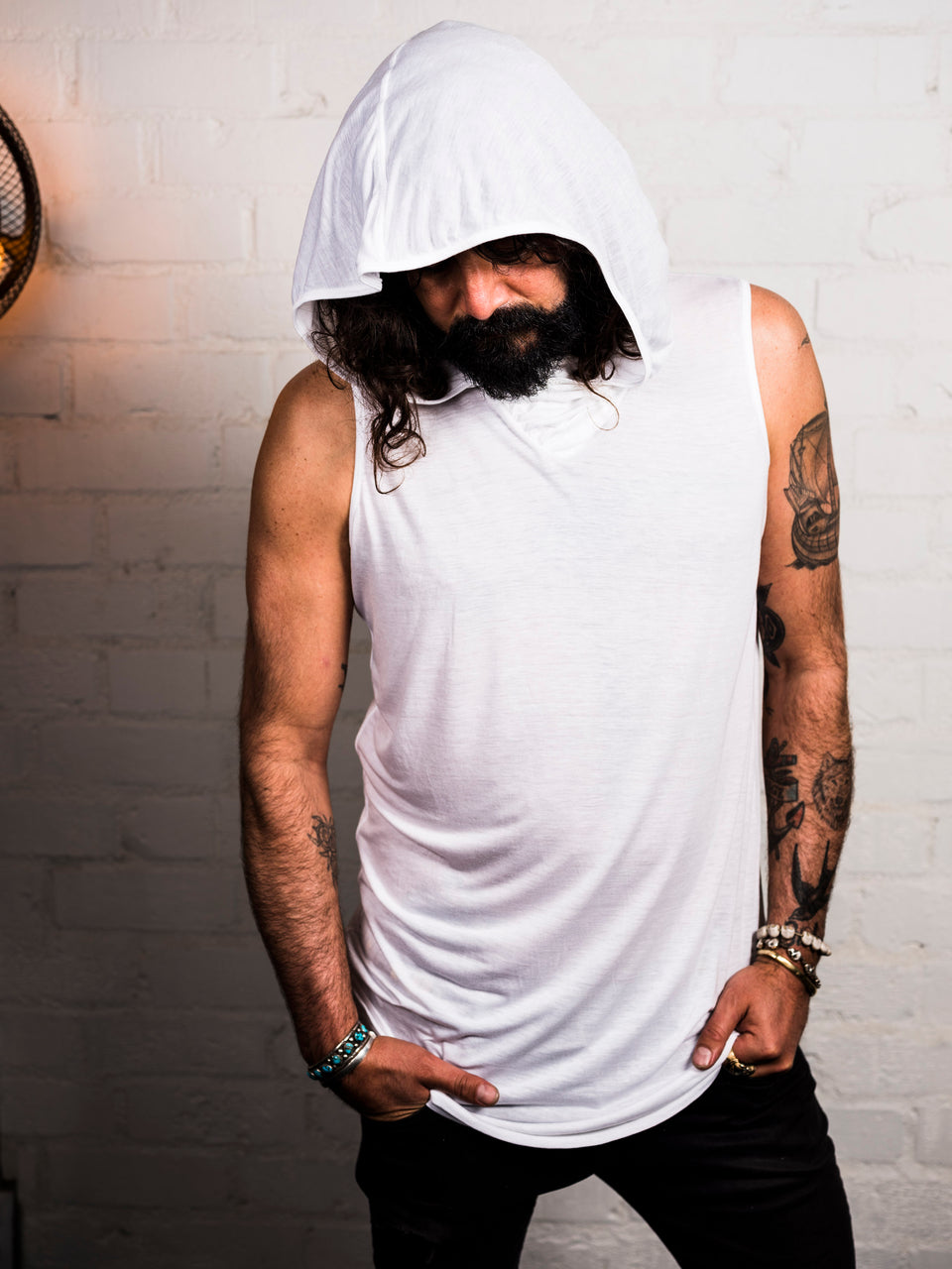 Sleeveless V-Neck Shirt with Hood - Illuminated White